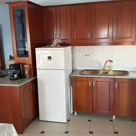 Ailin Apartament *